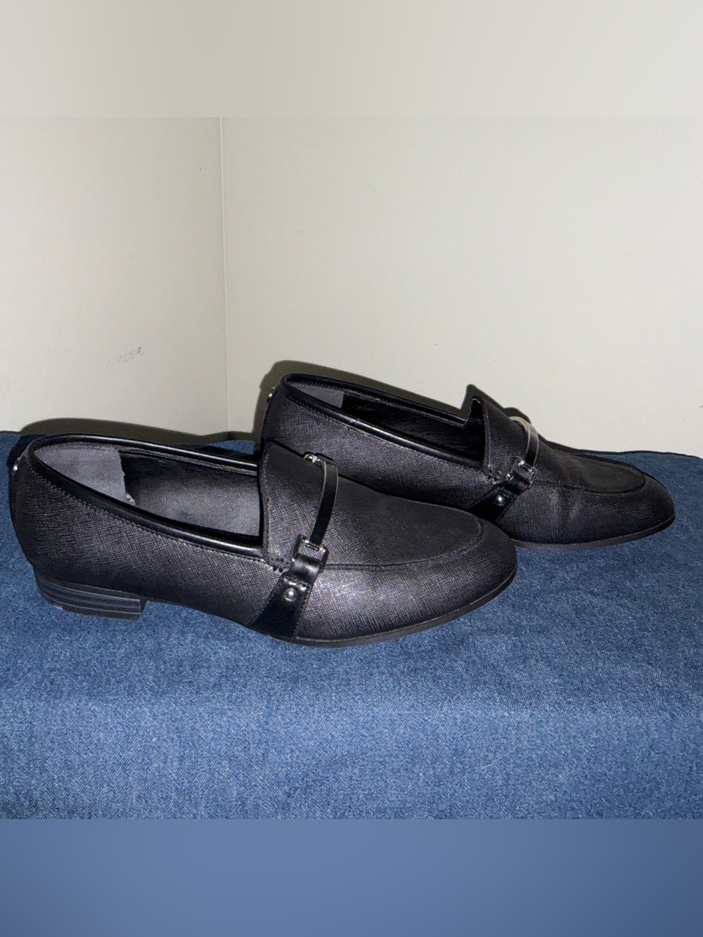 Circus by Sam Edelman Black Loafers Flats Metal Bar Hardware Womens Size 6